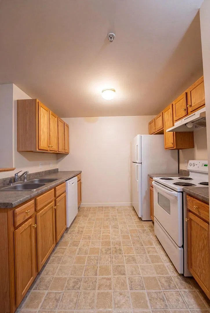 1 Bed 1 Bath Close To Downtown Freeport! — Photo 2