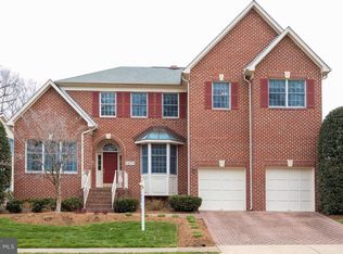 1970 Horse Shoe Dr, Vienna, VA 22182
