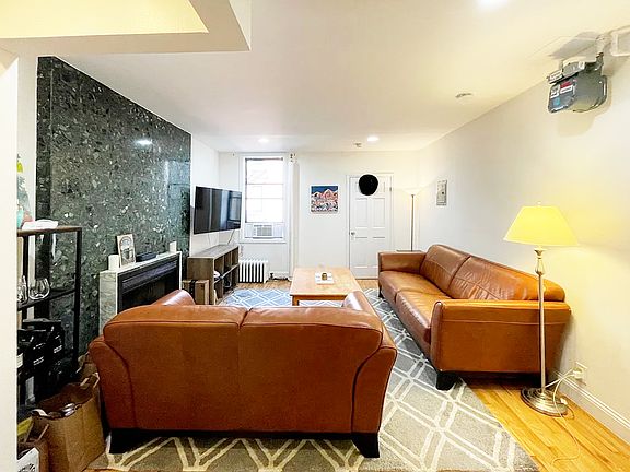 2nd image of 261 W 19th St APT 5W