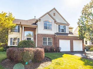 34146 N Old Walnut Cir, Gurnee, IL 60031