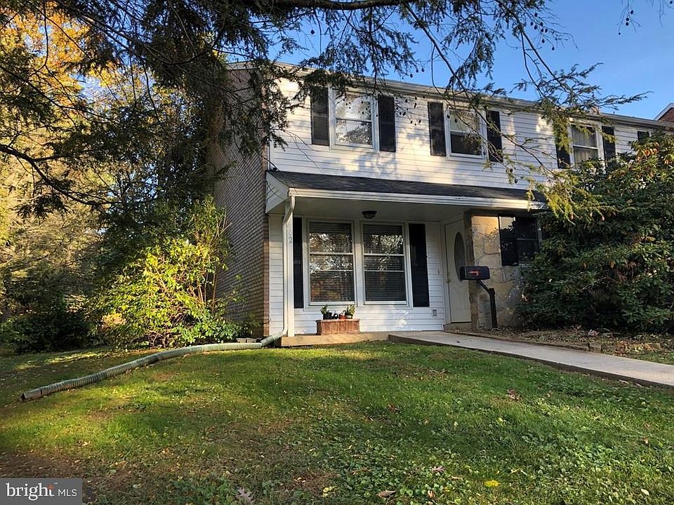 1st image of 402 Amblewood Way