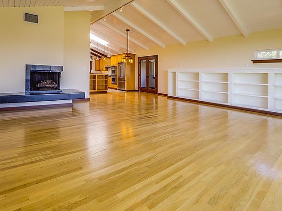 4th image of 1350 Chautauqua Blvd