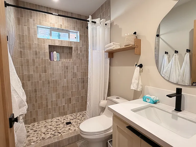 2247 Shoredale Ave — Photo 14