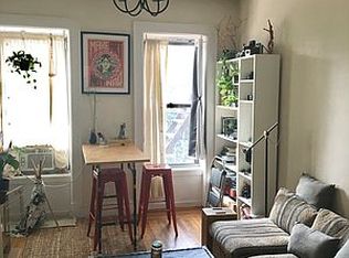 142 Scholes St #2L, Brooklyn, NY 11206