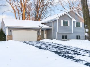 513 84th Ln NW, Coon Rapids, MN 55433