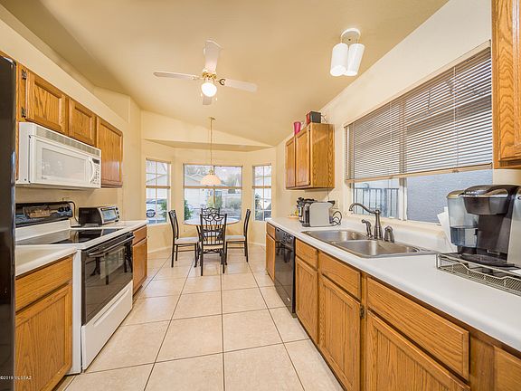 3rd image of 2977 W Laquila Aerie