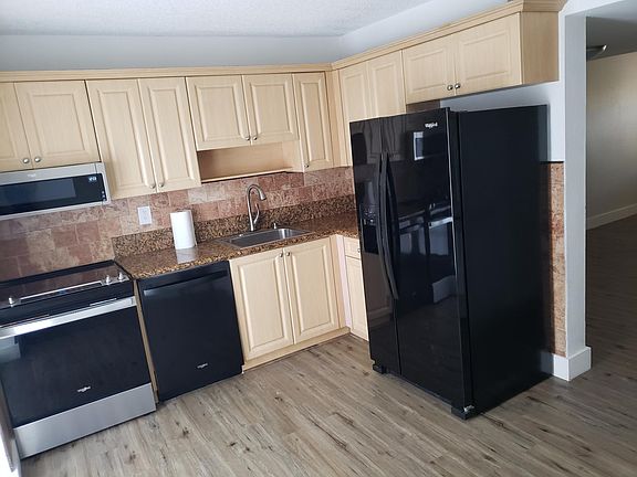 4th image of 561 NW 82nd Ct APT 187