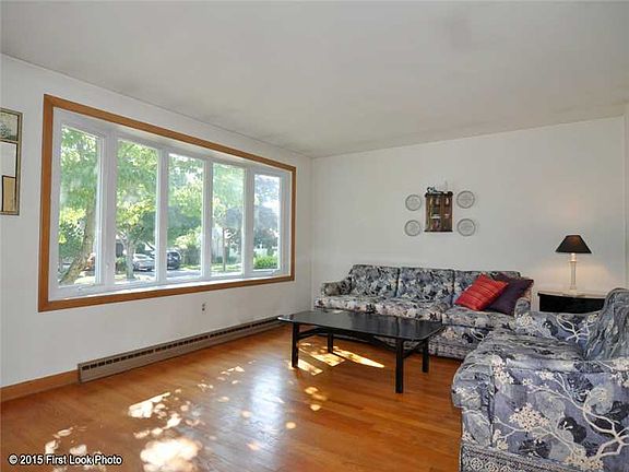 2nd image of 111 Lake Garden Dr