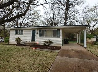 1135 Hallwood Dr, Florissant, MO 63033