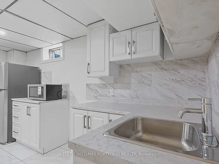 68 Athabasca St — Photo 31