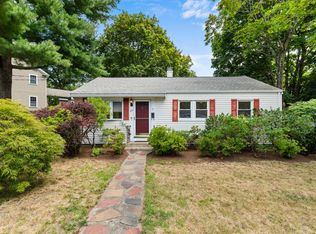 25 Mountain Rd #1, Waltham, MA 02451