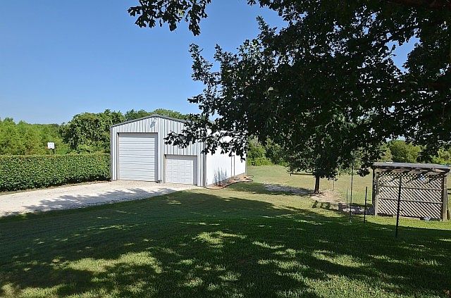1st image of 3301 Rosenthal Pkwy