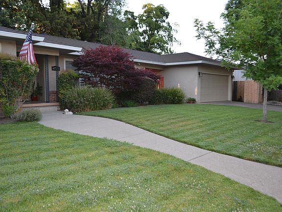 2nd image of 6732 N Vicksburg Pl