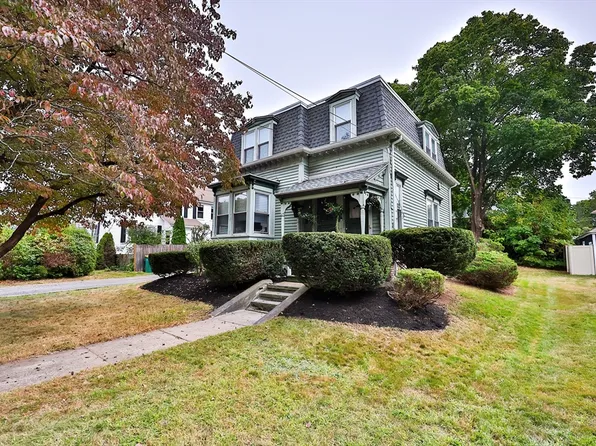 33 Grant St, North Attleboro, MA 02760