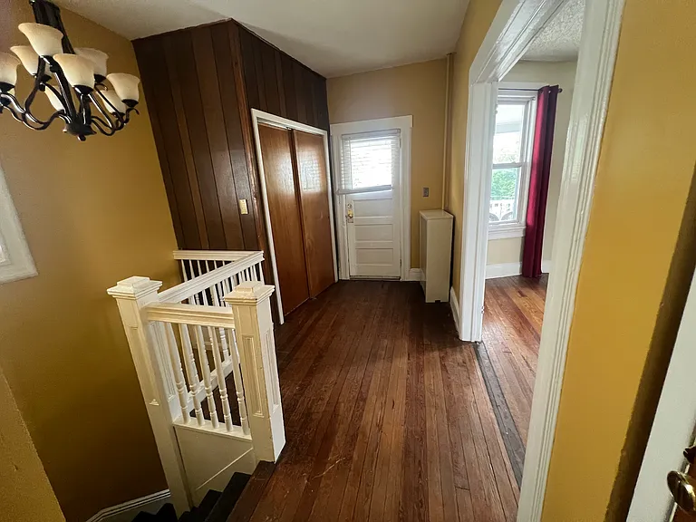 61 Aycrigg Ave #1 — Photo 4