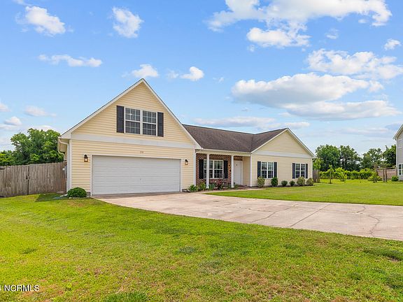 3rd image of 138 Hardin Drive