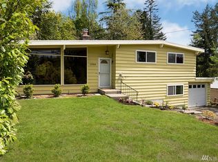 17054 11th Ave NE, Shoreline, WA 98155