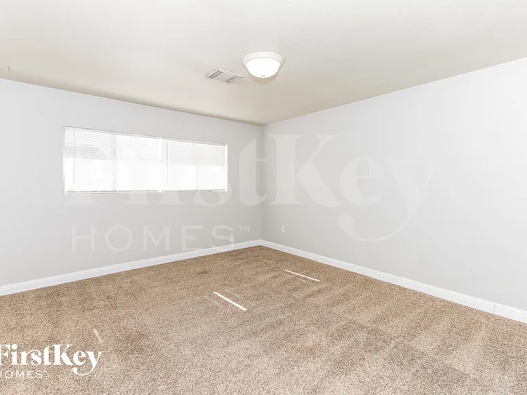1692 S Capistrano Ave — Photo 7