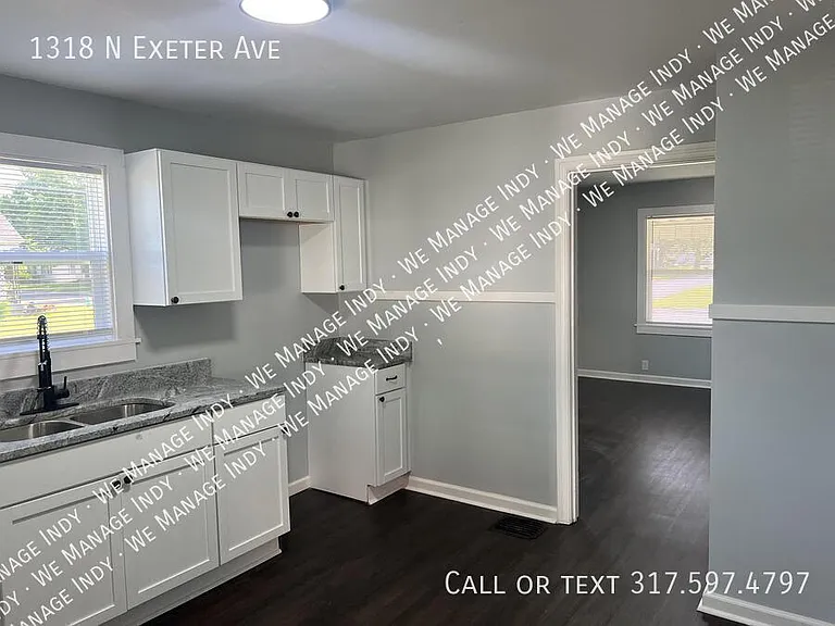 1318 N Exeter Ave — Photo 6