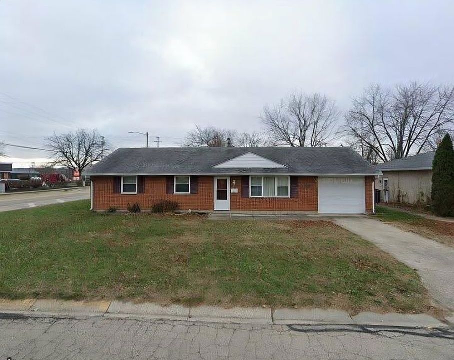 1st image of 750 Trina Ave W