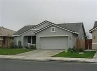 966 Mango Ave, Madera, CA 93637