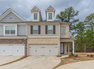 5541 Radford Loop, Fairburn, GA 30213