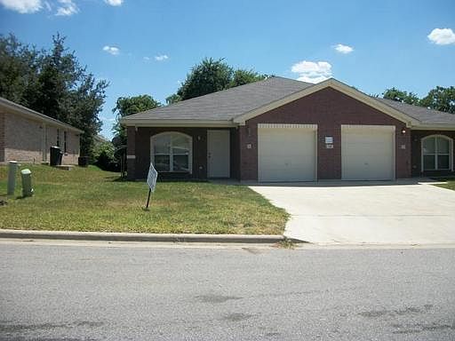 1st image of 314A Jeff Gordon Dr