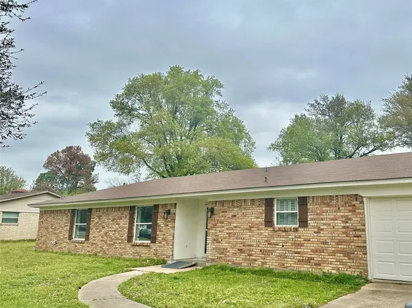 1905 College St, Sulphur Springs, TX 75482