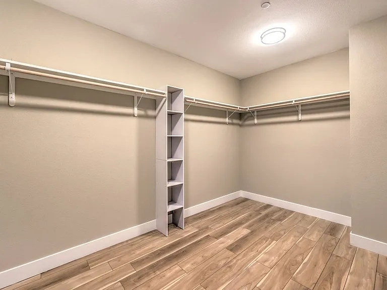 724 Naples Ave — Photo 26