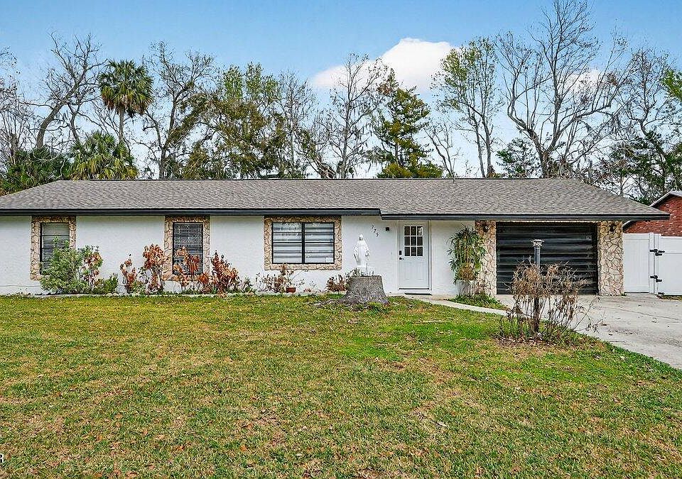 1st image of 775 Bennett Rd