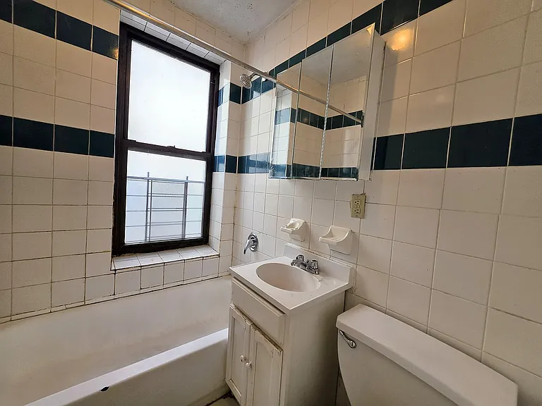 26 E 105th St #4Q — Photo 7