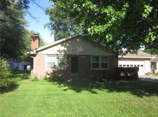 3425 Rost Dr, Columbus, IN 47203