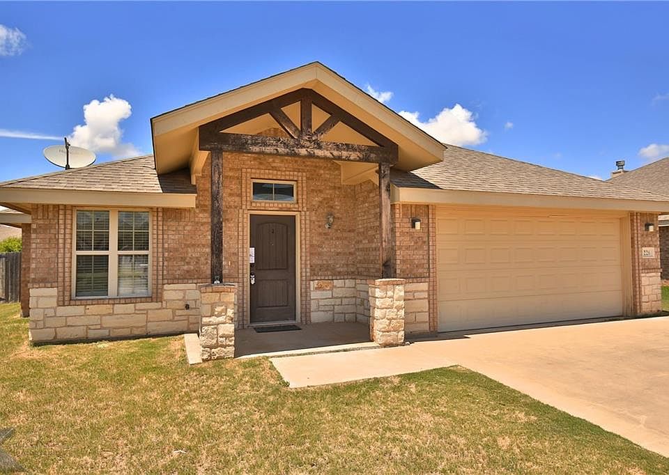 1st image of 226 Miss Ellie Ln