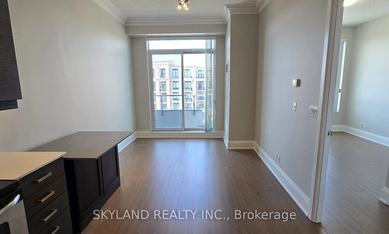 2 bed, $2,400 — Photo 4