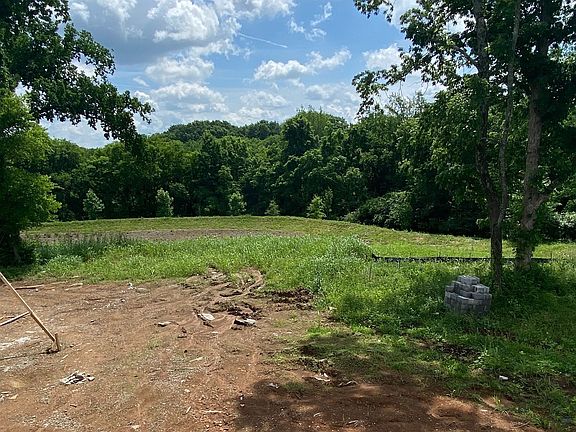 5th image of 1046 Wetzel Dr Lot 64