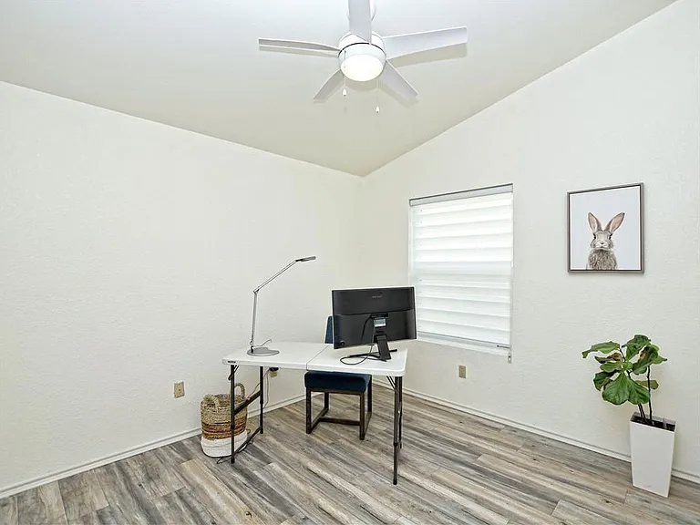 1107 Hatteras Dr — Photo 23