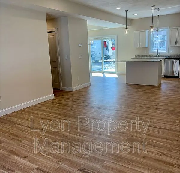 25 Johnson St #A — Photo 12