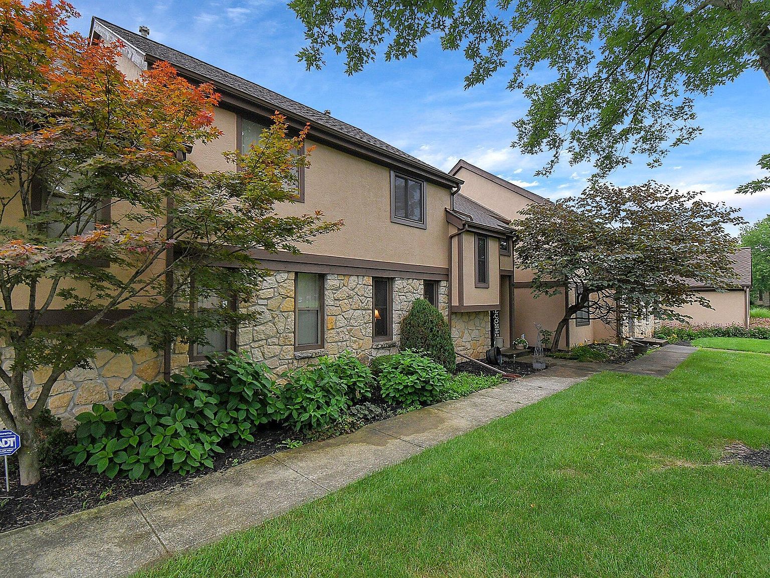 512 Camdenway Ct #B, Columbus, OH 43213 | Zillow