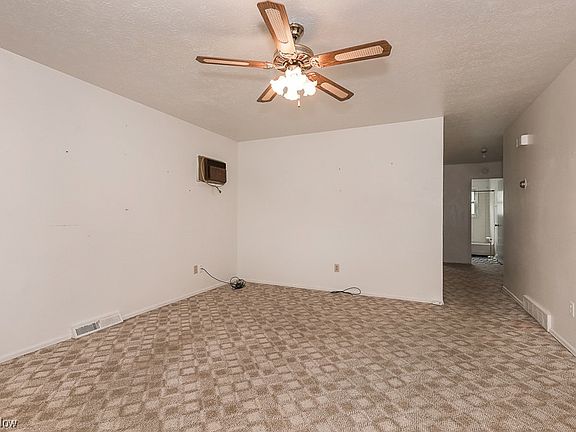 5th image of 311 Warden Ave