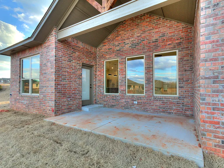 1901 Hollow Crest Ct — Photo 73