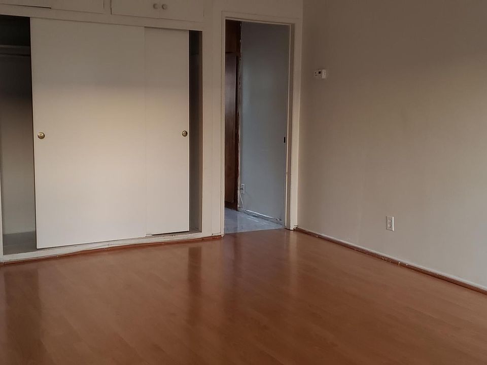 1st image of 610 E Acacia Ave APT 18