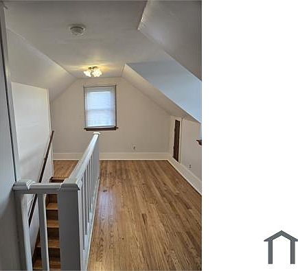4th image of 15605 Hanover Pike