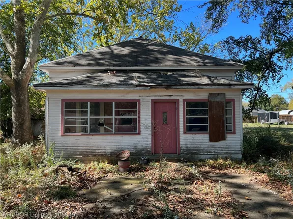 208 11th St, Scranton, AR 72863