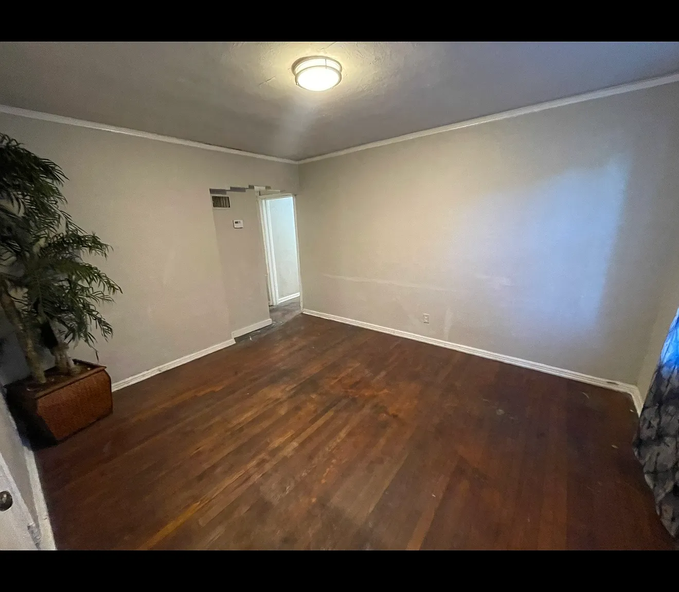 2806 Silver St — Photo 1