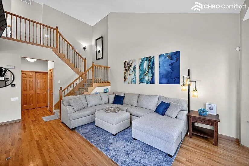 Westminster Furnished Townhouse — Photo 4