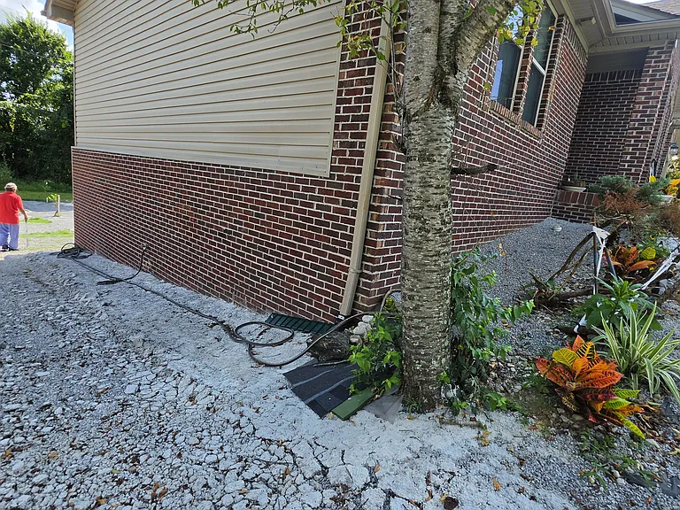 272 Percheron Dr — Photo 33