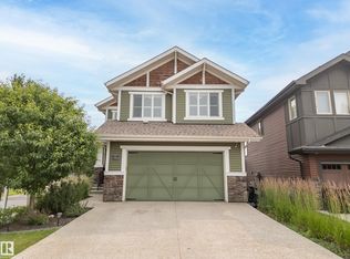 5966 Edmonds Cres NW, Edmonton, AB T6M 0N9