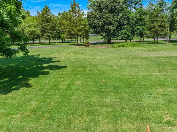 830 Evansburg Rd, Collegeville, PA 19426