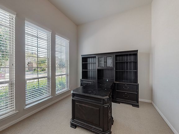 5th image of 10849 Sedalia Dr