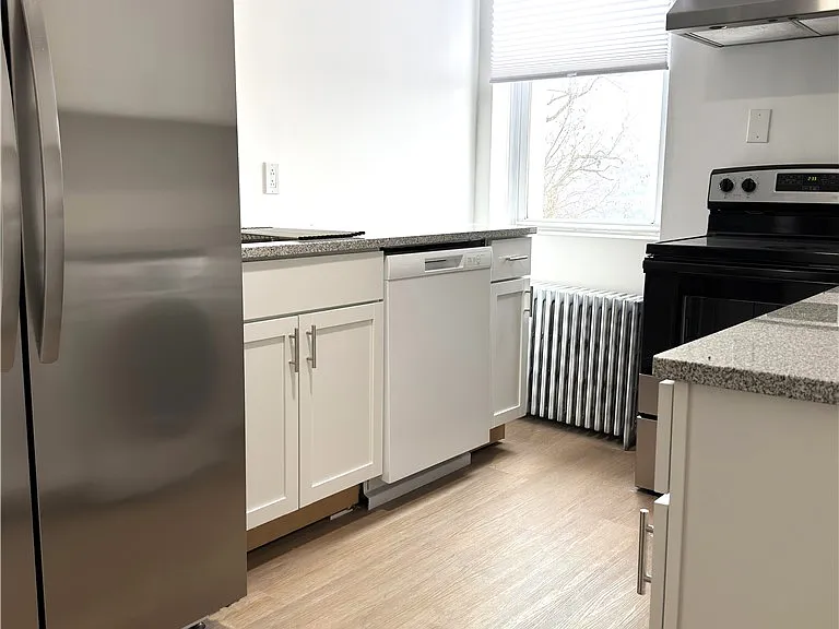 3367 Ridgway St — Photo 11